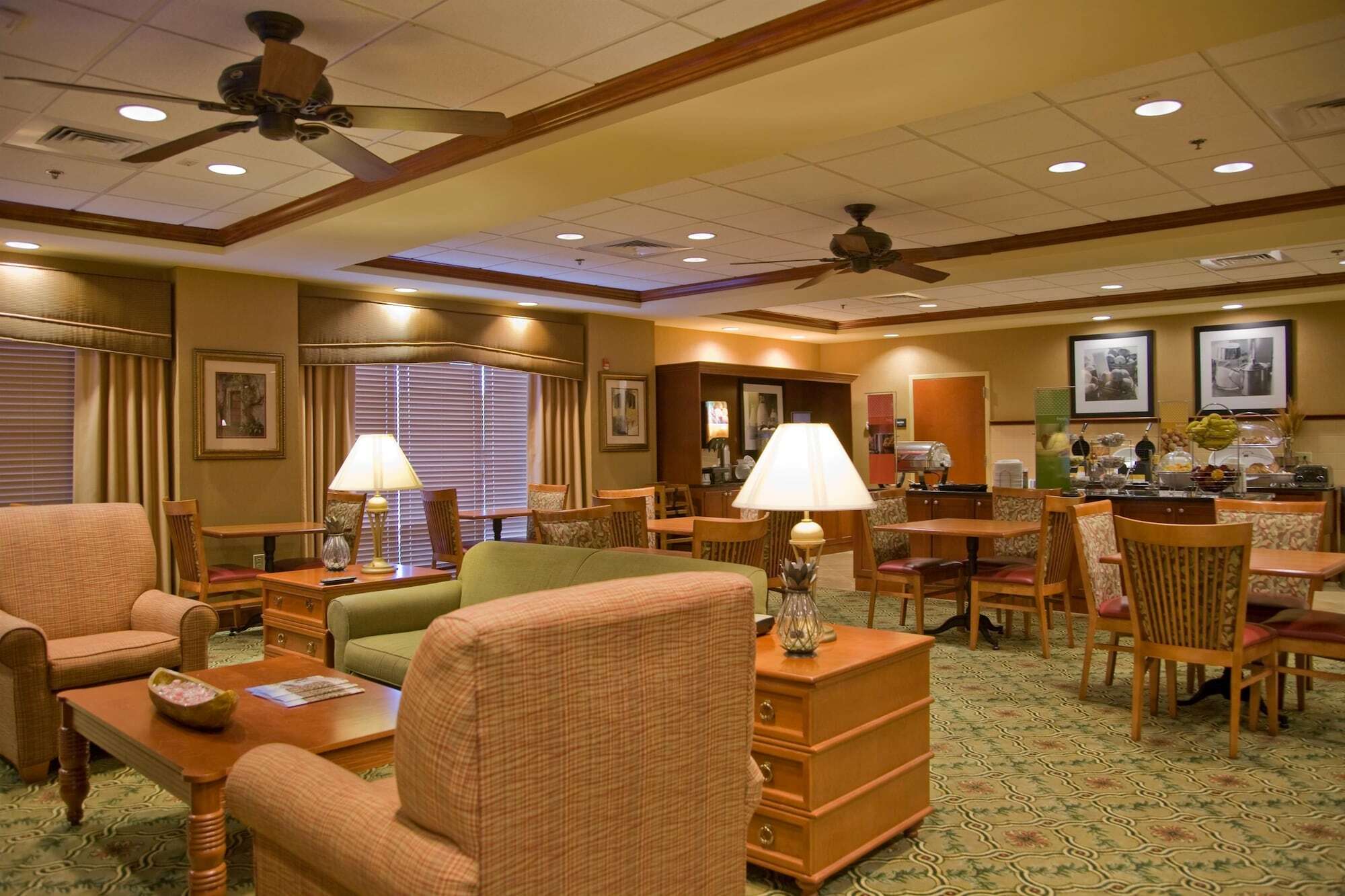 Hampton Inn Исли Ресторан фото